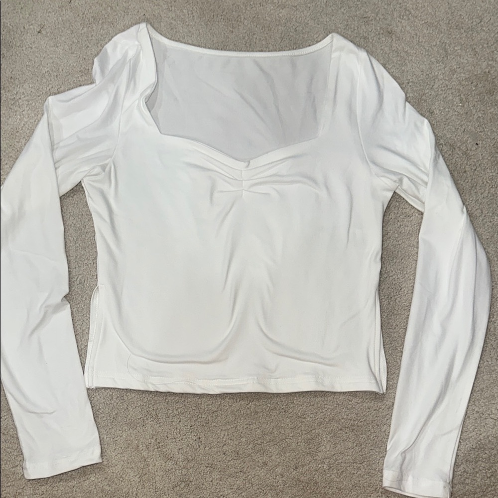 White Long Sleeve Top with cinch in middle